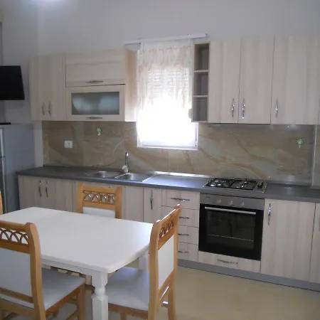 Apartament Braho 1 *