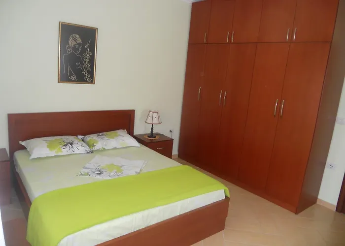 Apartament Braho 1 *