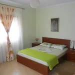 Braho 1 Apartamento *